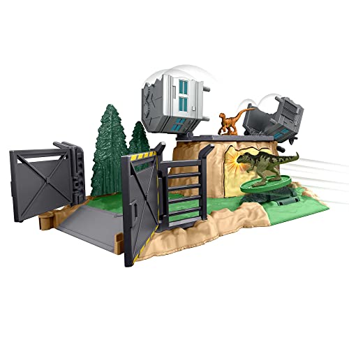 Mattel Jurassic World Dominion Minis Giganotosaurus Rampage Playset with 2 Mini Dinosaur Figures and Break Apart Features, Toy Set