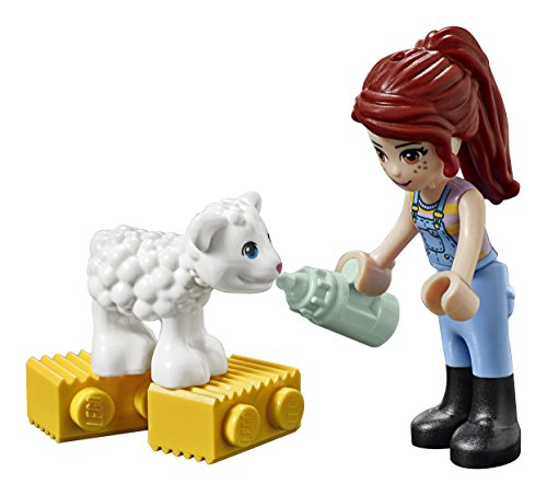 LEGO Juniors Mia's Farm Suitcase (10746)