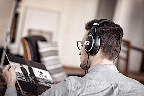 Sennheiser HD 599 SE Over-Ear Open-Back Headphones