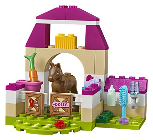 LEGO Juniors Mia's Farm Suitcase (10746)